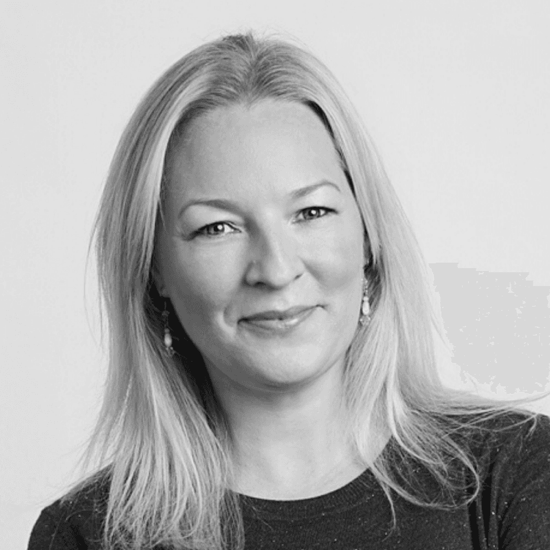Portrait image of Andrea Lennon